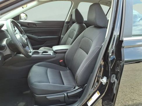 Used 2023 Nissan Altima 2.5 S FWD image 12