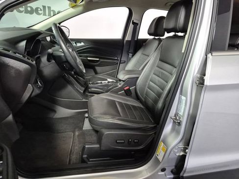 Used 2016 Ford Escape Titanium FWD image 9