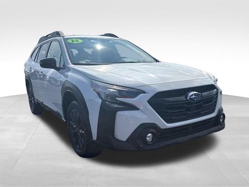 Used 2025 Subaru Outback Onyx Edition AWD/4WD image 8