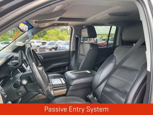 Used 2018 GMC Yukon XL Denali w/ Open Road Package AWD/4WD image 12
