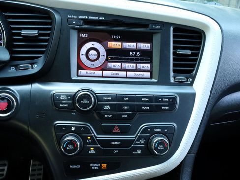 Used 2013 Kia Optima SX w/ Limited Pkg image 7