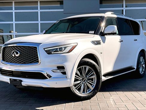Used 2019 INFINITI QX80 Luxe w/ All-Season Package image 1