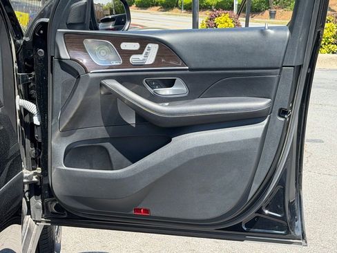 Used 2024 Mercedes-Benz GLE 350 4MATIC w/ 3rd Row Seat Package image 37