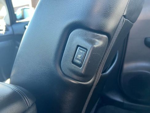 Used 2014 Nissan Leaf SL w/ Premium Package image 52