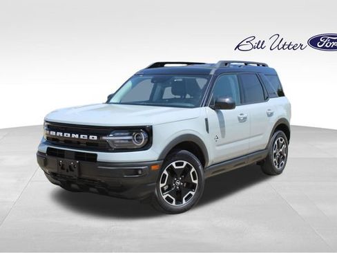 Used 2024 Ford Bronco Sport Outer Banks w/ Tech Package AWD/4WD image 1