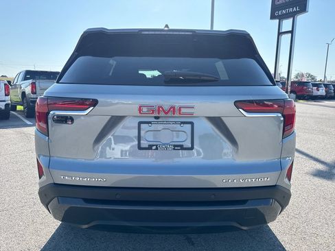 New 2027 GMC Terrain Elevation w/ Elevation Premium Package FWD image 5