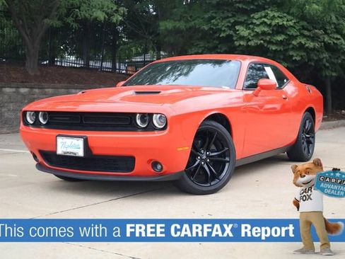 Used 2018 Dodge Challenger SXT w/ Blacktop Package RWD image 2