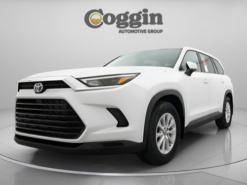 New 2026 Toyota Grand Highlander FWD image 31