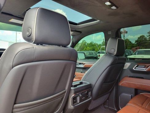 Used 2025 GMC Sierra 1500 Denali Ultimate AWD/4WD image 28
