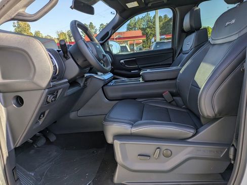 New 2025 Ford Expedition Platinum w/ Stealth Performance Package image 15