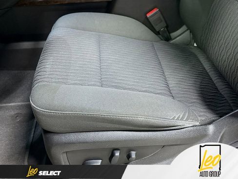 Used 2019 Chevrolet Tahoe LS w/ Max Trailering Package AWD/4WD image 18