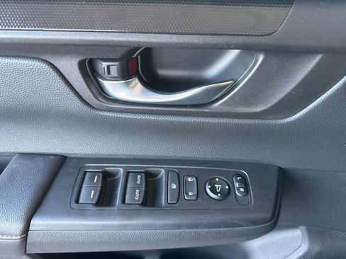 Used 2024 Honda CR-V Sport image 11