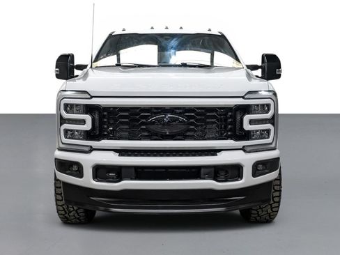 Used 2024 Ford F350 Lariat w/ FX4 Off-Road Package AWD/4WD image 3