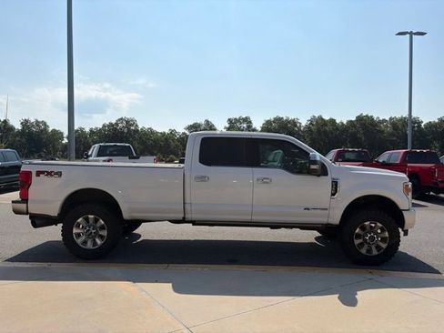 Used 2019 Ford F350 Platinum w/ Platinum Ultimate Package AWD/4WD image 6
