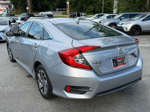 Used 2017 Honda Civic EX image 5