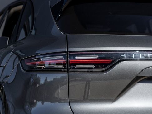 Certified 2023 Porsche Cayenne Turbo S image 14