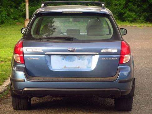 Used 2008 Subaru Outback 2.5i Limited L.L. Bean AWD/4WD image 26