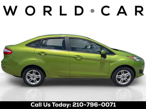 Used 2019 Ford Fiesta SE FWD image 8