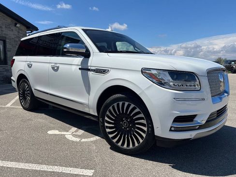 Used 2020 Lincoln Navigator Black Label w/ Cargo Convenience Package AWD/4WD image 4