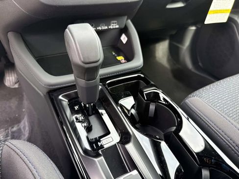 New 2026 Subaru Forester Premium AWD/4WD image 34