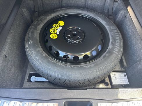 Used 2018 Mercedes-Benz GLE 350 4MATIC w/ Premium 2 Package image 28