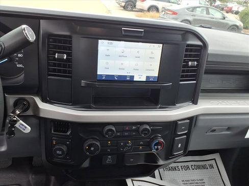New 2025 Ford F250 XL AWD/4WD image 14