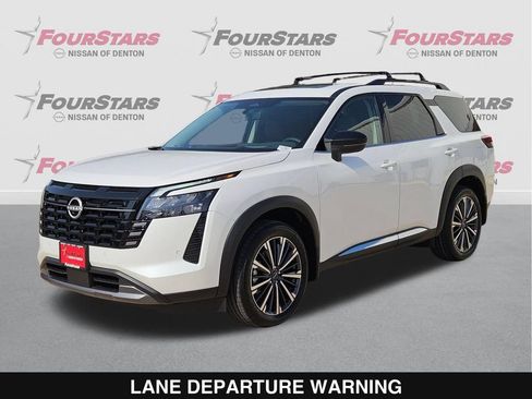 New 2026 Nissan Pathfinder Platinum FWD image 9