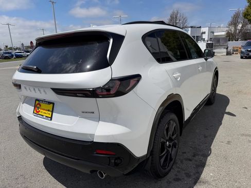 New 2026 MAZDA CX-5 2.5 S w/ Premium Package AWD/4WD image 6