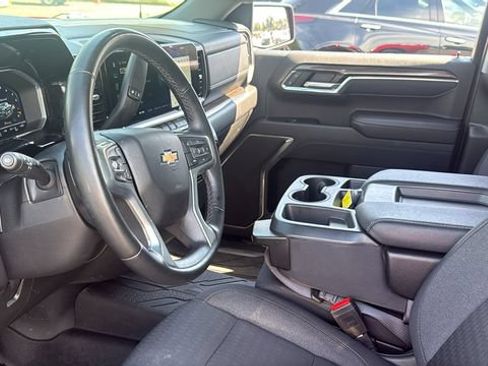 Used 2023 Chevrolet Silverado 1500 LT w/ Safety Package AWD/4WD image 20