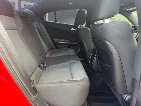 Used 2018 Dodge Charger R/T RWD image 17
