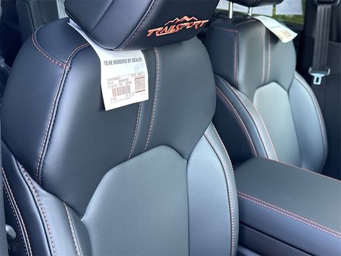 New 2025 Honda Pilot TrailSport image 10