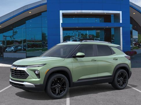 New 2026 Chevrolet TrailBlazer LT AWD/4WD image 2