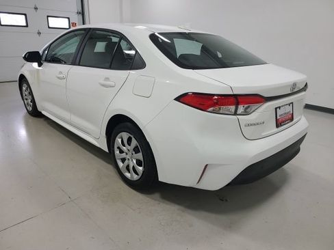 Used 2023 Toyota Corolla LE FWD image 5