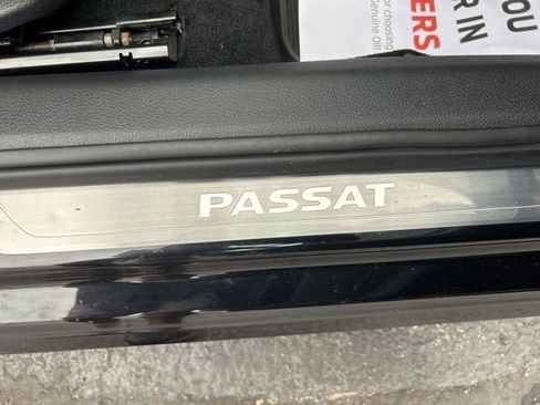 Certified 2020 Volkswagen Passat 2.0T SEL image 39