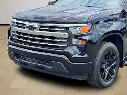 Used 2024 Chevrolet Silverado 1500 Custom w/ Rally Edition AWD/4WD image 31