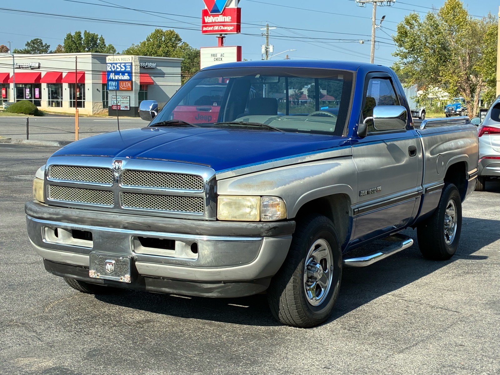 Used 1994 Dodge Ram 1500 Truck 2WD Regular Cab image 2