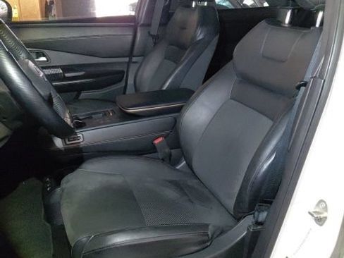 Used 2023 Nissan Ariya FWD image 5