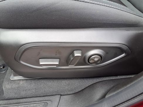 New 2025 Jeep Grand Cherokee Laredo w/ Luxury Tech Group I image 21