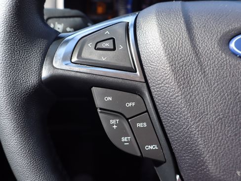 Used 2024 Ford Edge SEL w/ Convenience Package AWD/4WD image 16