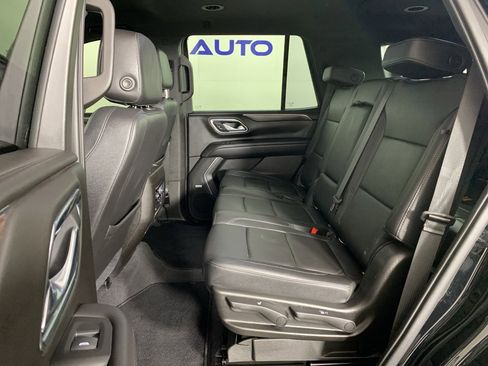 Used 2021 Chevrolet Tahoe LT w/ Luxury Package image 32