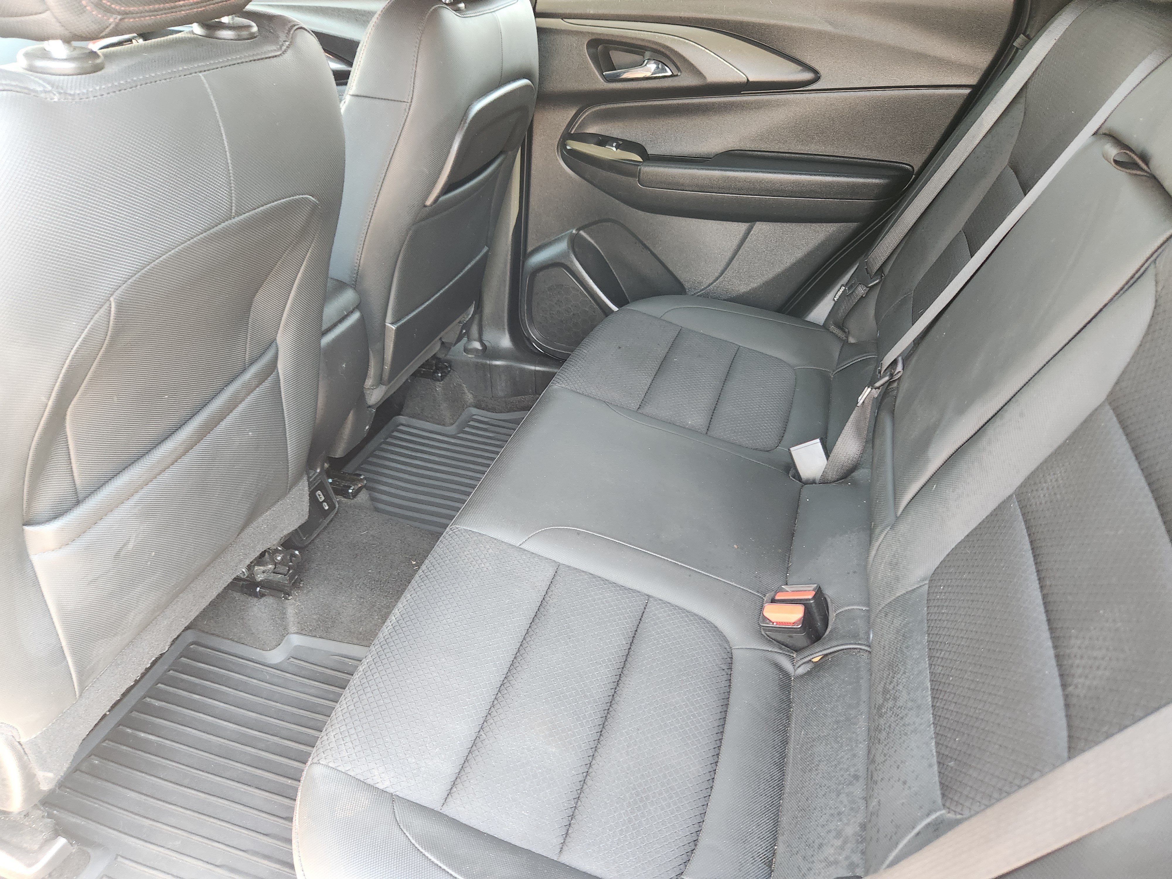 Used 2022 Chevrolet TrailBlazer RS w/ Technology Package AWD/4WD image 19