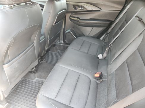 Used 2022 Chevrolet TrailBlazer RS w/ Technology Package AWD/4WD image 19