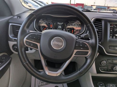 Used 2020 Jeep Cherokee Latitude Plus w/ Comfort/Convenience Group image 14