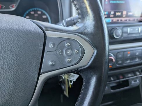 Used 2018 Chevrolet Colorado Z71 image 31