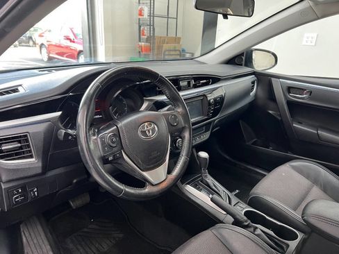 Used 2014 Toyota Corolla S image 11