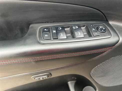 Used 2019 Jeep Grand Cherokee Trailhawk w/ Trailhawk Luxury Group image 22