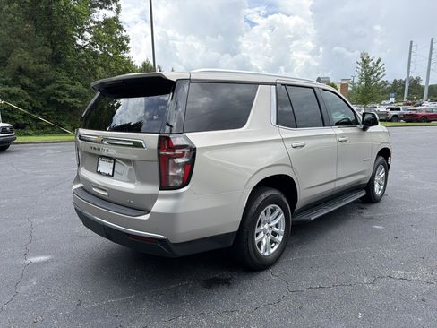 Used 2022 Chevrolet Tahoe LT w/ Luxury Package RWD image 5