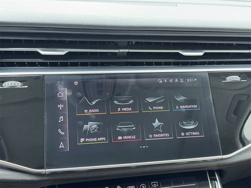 Used 2022 Audi Q7 3.0T Premium w/ Convenience Package image 27