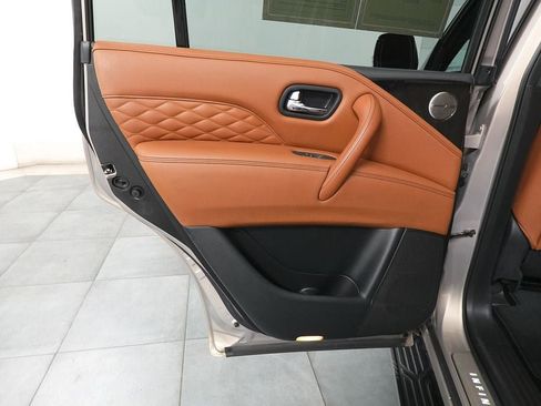 Used 2023 INFINITI QX80 Sensory w/ All-Season Package AWD/4WD image 27