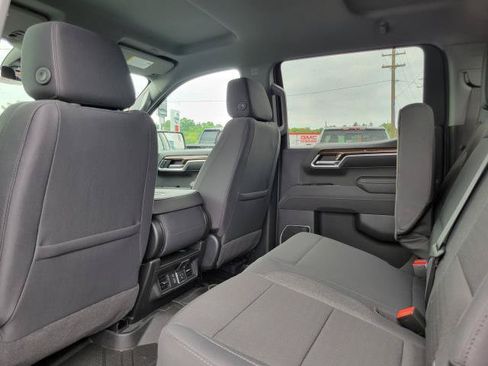 New 2026 Chevrolet Silverado 1500 LT w/ LPO, Dark Essentials Package AWD/4WD image 25